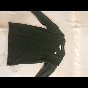 Long sleeve v neck t